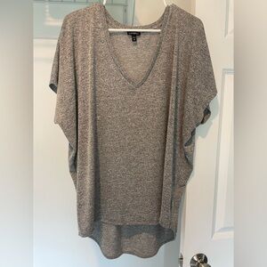 Express vneck short sleeve shirt. Size XL.